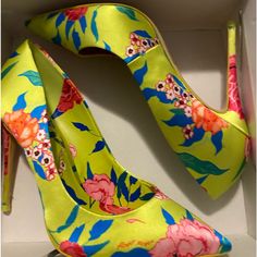 Yellow Floral Aldo High Heels Never Been Worn Pink Suede Pumps, Cow Hide Shoes, Pink Platform Heels, Strap Sandals Heels, Thick Heel Shoes, Blue Suede Heels, Aldo Heels, Black Peep Toe Heels, Floral Heels