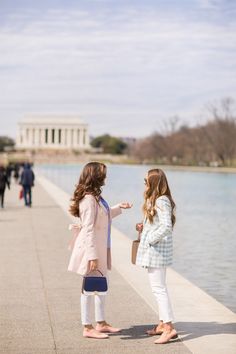 Rosie Londoner Hair, Capsule Spring Wardrobe, Washington Dc Outfit, Rosie Londoner, White Pillars, Swan Boats, Washington Dc Fashion, Petals Falling, Pink Trench Coat