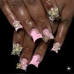 #nails #nailart #nailsofinstagram #backtoschoolnails Dope Nail Designs Short, Medium Coffin Nails, Nail Designs Short, Medium Coffin, French Tip Nail Designs, Square Nail Designs