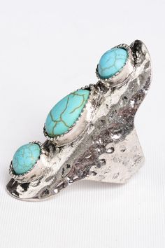 This ring is the ultimate accessory for any cowgirl or cowboy! With a Western-inspired design, it adds the perfect touch of style to any outfit. Plus, its durable construction means you can wear it on all your adventures. Yeehaw! Turquoise Stone Ring, Western Rings, Natural Turquoise Stone, Turquoise Ring Silver, Jewelry Fashion Trends, Turquoise Rings, Ring Fit, Three Stone Rings, Natural Turquoise