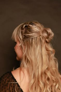 simple half up half down with a bun, wavy hair Hoco Hairstyles For Shoulder Length Hair, Half Up Wavy Hairstyles Wedding, Messy Braid Half Up Half Down, Half Up Bun With Braid, Half Up Half Down Wedding Hair With Fringe, Half Up Knot Long Hair, Bridesmaid Hairstyles Half Up Bun, Bangs Half Up Half Down Wedding, Whimsical Hairstyles Half Up