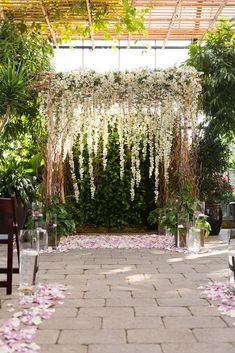 Decorate This Arch Easily With Colourful Flowers, Lush Cloth, Or Balloons Within The Hue That Com... Weddings Decorations Elegant Romantic, Wedding Arches Outdoors, Wedding Flower Trends, Wedding Alters, Floral Arch Wedding, Gazebo Wedding, Wedding Ceremony Arch