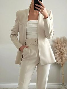 Plain Others Urban Loose Blazer | stylewe Corporate Street Style, Bossy Outfits For Women, Business Casual Outfits Blazer, Business Professional Outfits Summer, Womens Suit Outfits, Business Professional Outfits For Women, Womens Business Attire, Woman Blazer, Business Professional Outfits