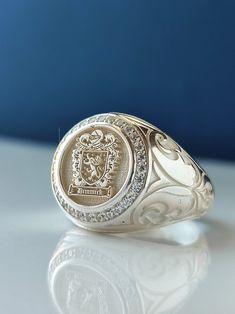 Family Crest Coat of Arms Shield Signet Ring, Sterling Silver Personalized Jewelry,personalized Shield Signet Ring - Etsy UK Mens Custom Jewelry, Blue Nile Jewelry, Men Silver Ring, Jewelry Rings Unique, Family Crest Rings, Class Rings, Custom Signet Ring, Graduation Rings, Mens Rings Fashion