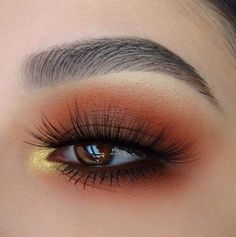 Boat Theme, Make Up Designs, Maquillage On Fleek, Orange Eyeshadow, Beautiful Eyeshadow, Makeup Books, Makeup Eyeshadow Palette, Smokey Eye For Brown Eyes, Melt Cosmetics