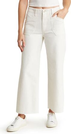 Chic Full-length Flare Jeans With Frayed Hem, Frayed Hem Cropped Wide Leg Pants For Fall, Chic Flare Jeans With Frayed Hem For Work, Cropped Wide Leg Pants With Frayed Hem For Fall, Chic Wide-leg Flare Jeans With Frayed Hem, Fitted Wide Leg Cropped Jeans With Frayed Hem, Chic Flare Jeans With Frayed Hem And Wide Legs, Chic Workwear Pants With Frayed Hem, Chic Pants With Frayed Hem For Workwear