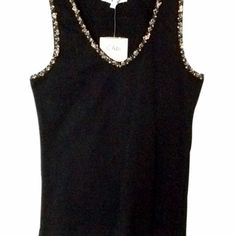 Cabi Beaded Tank Size Xs Condition Nwt Color: Black V-Neck Bead Embellished Neckline Sleeveless Heavy Gauge T-Shirt Material Boyfriend Cut Jeans, Boho Tank Top, Yellow Fits, Black Cami Top, Small Tank Tops, Daily Fashion Inspiration, Embellished Neckline, Blue Florals, Zero Tolerance