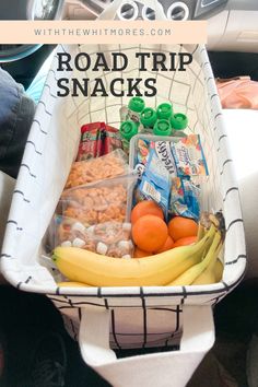 Road trip travel snacks Beach Snacks, Trip Snacks, Road Trip Food, Road Trip Activities, Road Trip Snacks, Travel Snacks, Snack Storage, Road Trip With Kids, Toddler Travel