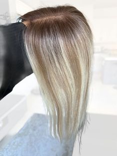 Straight Human Hair Top Piece hairpieces for Women - Etsy Light Carmel Blonde, Blonde Hair Topper, Carmel Blonde, Grey Hair Extensions, Rooted Blonde, Grey Blonde Hair, Long Shag, Blond Balayage, Caramel Blonde