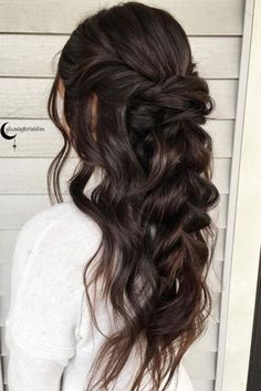 Brunette Girls, Unique Bridesmaid, Bridesmaid Hairstyles, Prom Hairstyles, Brunette Girl, Braids For Long Hair, Formal Hairstyles, Wedding Hair And Makeup