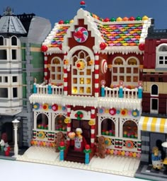 a toy house made out of legos is shown