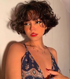 Women Short Haircut With Bangs, Wavy Micro Bob, Curly French Bob With Bangs, Short Haircut Curly Hair, Short Short Hair Styles, Short Hairstyle Women Curly, Curly Pixie Bob, Bixie 90s Haircut, Bangs Hairstyles Short