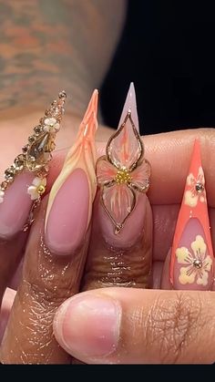 Trap Nails, Iconic Nails, Baddie Shoes, Stilleto Nails Designs, Chicago Trip, Tropical Nails, Fancy Nails Designs, Drip Nails