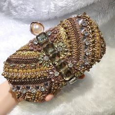 Handmade Wedding Handbag . For Women Who Go For Shopping, Dating, Evening Party or Wedding. Wedding Clutch Purse, Wedding Party Bags, Beaded Clutch Bag, Wedding Handbag, Bridal Handbags, Beaded Evening Bags, Party Purse, Bags Luxury, Clutch Purse Evening