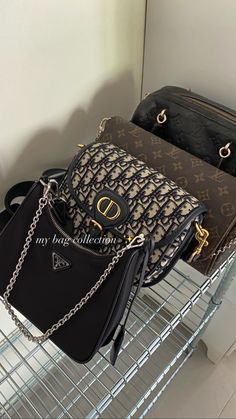 Tas Prada, Luxury Bags Collection, Tas Fashion, Girly Bags, Luxury Lifestyle Dreams, Luxury Purses, Girly Accessories, Ținută Casual