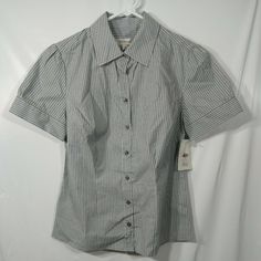 Womens Short Sleeve Shirt Size Xs Gray Stripe Merona Casual Career Top. Condition Is New With Tags. Measurements Taken Laid Flat (Approximate) Pit To Pit: 16 Inches Length: 25 Inches Neck To Sleeve: 13.5 Inches From A Smoke And Pet Free Home! Striped Casual Tops For Business Casual, Casual Striped Tops For Business Casual, Fitted Cotton Blouse With Short Sleeves, Striped Relaxed Fit Tops For Office, Relaxed Fit Striped Tops For Office, Striped Tops For Office In Spring, Spring Office Striped Tops, Striped Tops With Relaxed Fit For Office, Casual Short Sleeve Office Top