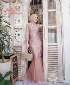 Style Kondangan Hijab, Brokat Modern, Model Dress Kebaya, Model Gamis, Dress Kebaya