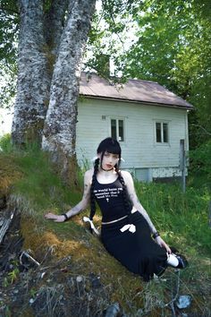 Ecogoth Aesthetic, Gothic Beach Outfit, Goth Summer Aesthetic, Emo Summer Outfits, Goth Girl Summer, Country Goth, Goth Summer Outfits, Goth Outfits Aesthetic, Emo Summer