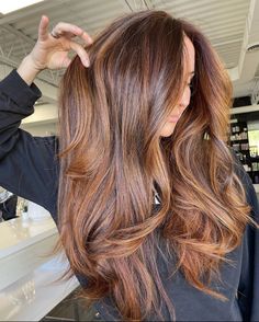 Balayage Hair Copper, Copper Brown Hair, Auburn Balayage, Rambut Brunette, Ginger Hair Color, Hair Color Auburn, Brown Hair Balayage, Balayage Brunette, Auburn Hair