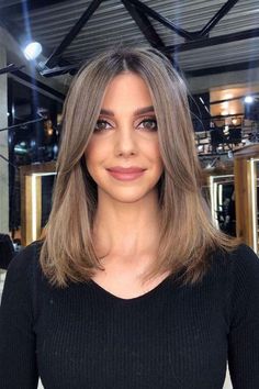 Medium Soft Layers, One Length Fine Hair, Mid Length Hair Front Layers, Mid Length Hair With Face Framing Layers Straight, Hair Cutstyles Medium Length, Hair Cuts Ideas Medium Straight, Medium Short Layered Haircuts Shoulder Length Straight Hair, Medium Length Hair With Layers 2023, Mis Length Haircut