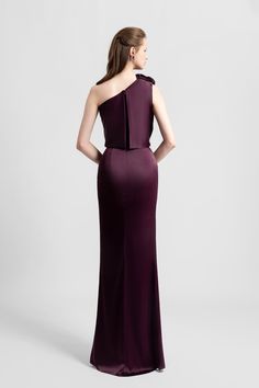 Description Burgundy Column, Long dress Sleeveless Open neckline One Shoulder Satin Dry Clean Evening Dress Made in Lebanon EDPF23 1851LD One Shoulder Satin Dress, Floor Length Gown, Satin Dress, Satin Dresses, Satin Fabric, Dress Making, Floor Length, Evening Gowns, Fashion News