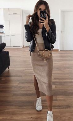 Summer Time Business Casual Outfits, Black Tan Outfit, Mode Over 50, Cruise Outfits, Mode Casual, Office Attire, Pinterest Closet, Summer 24, Casual Work Outfits