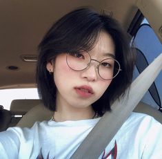 Very Short Wolfcut, Short Hair Korean Style, Haircut Bangs, Butterfly Haircut, Korean Short Hair, 2023 Hair, Beautiful Haircuts, Haircut Short