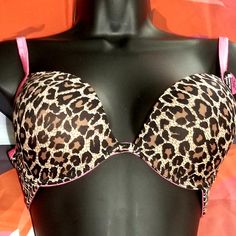 Cheetah Print Underwire Lightly Padded Bra With Hot Pink Straps. Cheetah Print Bra Outfit, Pink Cheetah Print Clothes, Stretch Underwire Bra In Leopard Print, Purple Cheetah Sports Bra, Pink Cheetah Bra, Leopard Print Stretch Underwire Bra, Leopard Print Bra, Padded Bra, Digital Closet