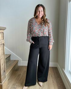 20 Transitional Fall Workwear Outfits - The Recruiter Mom Torrid Work Outfits, Business Casual Outfits For Women Size 12-14, Teacher Outfits Over 50, Midsize Workwear, Casual Business Attire For Women, Black Dress Pants Outfits, Curvy Work Outfit, Plus Size Business Casual, Recruiter Mom