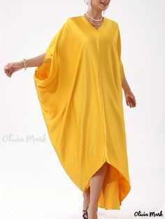 Olivia Mark - Maxivestido de satén con manga murciélago y escote en V y dobladillo asimétrico - Casual y con estilo Summer Beach Asymmetrical V-neck Dress, V-neck Asymmetrical Dress For Spring Vacation, Summer Vacation Asymmetrical V-neck Dress, Elegant Asymmetrical V-neck Dress For Beach, V Neck Maxi Dress, Bat Sleeve, Maxi Dresses Casual, Casual Attire, Asymmetrical Hem