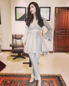 Party Dresses Pakistani, Frocks For Women Party, Short Frocks For Women, Frocks For Women, Women Party Dresses, Dresses Pakistani, Short Frock, Nikkah Dress