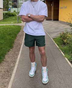 Casual Guy Outfits Summer, Outfits Men Summer Street Styles, Streetwear Fashion For Men Summer, Outfit Inspirations Men Summer, Men’s Outfit Ideas Summer, Men Style Outfits Aesthetic, Streetwear Men Outfits Shorts, Men’s Streetwear Summer