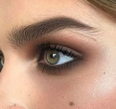 Natural Eye Makeup Tutorial, Natural Summer Makeup, Makeup Tip, Beauty Make-up, Makijaż Smokey Eye, Trendy Makeup, Natural Eyes, Eye Makeup Tips, Natural Eye Makeup