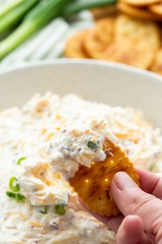 easy and delicious crack dip Cheesy Dip Recipes, Make Ahead Christmas Appetizers, Make Ahead Appetizers, Cream Cheese Dips, Ranch Dip, Bacon Cheddar, Christmas Appetizers, Dip Recipe, Appetizer Dips