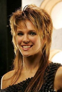 Brunette Shag, Rocker Hair, Shaggy Long Hair, Long Shag Haircut, Tapered Hair, Mullet Haircut, Short Shag Hairstyles, Modern Mullet, Bangs With Medium Hair