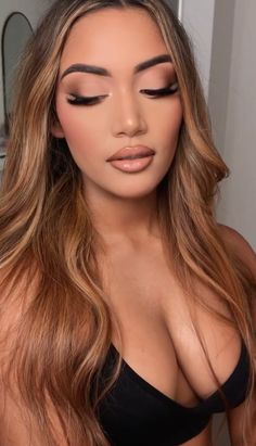 Wedding Veil Styles, Makeup 2018, Glam Makeup Look, Glamour Makeup, Woman Style, Makeup Makeover, Elegant Nails, Beautiful Long Hair