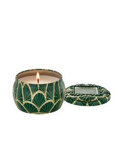 Voluspa Noble Fir Garland Mini TinCandles Voluspa Candles Reuse, Voluspa Mokara, Voluspa Norse, Volcano Candle, Calming Candles, Christmas Scented Candles, Bedroom Candles, Coconut Wax Candles, Christmas Tree Candles