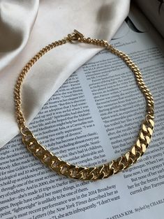 Classic jewelry vibe combined with the fashion-forward trend. Sightly adjustable, comfortable for daily wear, suitable for every occasion. DETAILS * 18K Gold Plated * Brass * Lead Free and Nickel Free MEASURES Necklace length: 17inches MORE Styles https://www.etsy.com/your/shops/FalaJewelry/tools/listings/643609618 PACKAGE: All jewelry comes in beautiful packaging, gift ready. ABOUT FALA All our work is made with love in Santa Monica, California. We love our customers and will make sure you're w Modern Chain Link Choker With Adjustable Chain, Modern Adjustable Chain Link Choker, Trendy Link Toggle Necklace With Adjustable Chain, Trendy Toggle Link Necklace With Adjustable Chain, Trendy Everyday Toggle Necklace With Adjustable Chain, Adjustable Chunky Chain Necklace For Everyday, Modern Adjustable Chunky Chain Necklace, Trendy Clavicle Chain Choker For Everyday, Trendy Everyday Clavicle Chain Choker