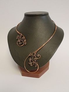 Unique Copper Wedding Jewelry, Unique Copper Jewelry For Parties, Elegant Wire Wrapped Copper Wire Jewelry, Elegant Gold Necklace With Copper Wire, Elegant Copper Necklace For Weddings, Elegant Copper Wire Pendant Jewelry, Adjustable Wire Wrapped Metal Necklaces, Elegant Copper Necklaces For Gifts, Unique Wire Wrapped Necklaces For Wedding