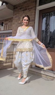 Dhoti Salwar Suits, Pakistani Sharara, Suit Gown, Printed Long Gowns, Dhoti Salwar, Indian Dresses For Women