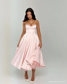 #gown #dress #fashion #pink #elegant Prom Gown Elegant, Gown Elegant, Elegant Gowns, Dresses Luxury, Dress Birthday, Prom Dress Inspiration, Gowns Of Elegance, House Of Cb