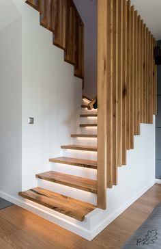 Home decor stairs staircases |stairs design modern railing ideas stainless steel Stairs Design Modern Railing Ideas, Home Decor Stairs, Stair Renovation, Decor Stairs, Modern Railing, Open Trap, Stairs Design Interior, House Staircase