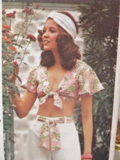 60s Summer Outfits Vintage, Romantic 70s Fashion, Romantic 70s Aesthetic, Iconic 70s Outfits, Pictures From The 70s, 80s Cowgirl, 70s Fashion Vintage, 70s Fashion Hippie, Harry Clarke