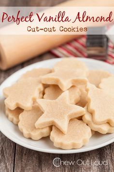 Almond Sugar Cookie Recipe, Almond Sugar Cookies, Cut Out Cookie Recipe, Perfect Sugar Cookies, Best Sugar Cookie Recipe, Best Sugar Cookies, Soft Sugar Cookies, Cutout Sugar Cookies, Christmas Sugar Cookies