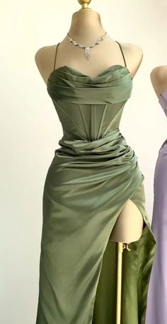 Mermaid Satin Long Prom Dress With Side Slit Lilac Dresses Aesthetic, Light Green Mermaid Prom Dress, Stunning Red Prom Dresses, Long Silk Prom Dress, Long Dress Elegant Glamour, Elegant Dresses Green, Sage Green Dress Short, Pastel Green Prom Dress, Light Green Prom Dresses