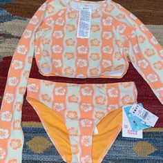 New With Tag As Shown Roxy Brand Girls Sz 10 Long Sleeve Crop Top And Swim Bottoms Wavy Flowers Pattern Suit Crop Top, 2 Piece Swimsuit, Crop Top Long Sleeve, Roxy Girls, Crop Top Long, 2 Piece Swimsuits, Flowers Pattern, Kids Swimming, Long Sleeve Crop