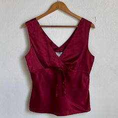 Nine West Women's Red Satin Top With A Bow Tie ❤️ In excellent condition ❤️ 100% Polyester ❤️ MADE IN CHINA Measurement 🧡 Bust : 36 inches 🧡 Length : 22 inches 🚚Shipping: USD 15 Thank you for looking Shirts With Bows, Red Silk Outfit, Red Top Aesthetic, Red Clothes Aesthetic, Thrift Style Outfits, Satin Top Outfit Classy, Red Satin Top, Satin Top Blouses, Pretty Summer Tops