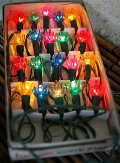 a bunch of lights that are in a box