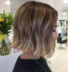 Line Bob Haircut, Light Waves, Choppy Bob Haircuts, Bob Hairstyles For Thick, Choppy Bob Hairstyles, Angled Bob, Choppy Bob, Long Bob Hairstyles, Brown Blonde Hair