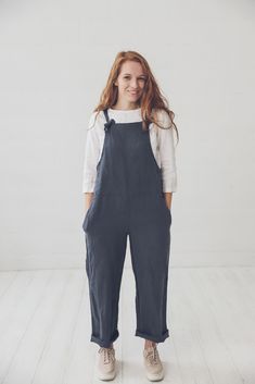 Casual Linen Bib Front Overalls, Linen Jumpsuits And Rompers With Pockets For Work, Relaxed Fit Linen Overalls With Pockets, Linen Jumpsuits And Rompers With Pockets And Bib Front, Linen Overall Jumpsuit With Pockets, Linen Overall Jumpsuits And Rompers With Pockets, Linen Overalls With Pockets, Overall Linen, Linen Accessories